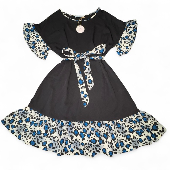 Lizabell Dresses & Skirts - Stunning Lizabell Black Dress with Leopard Print Trim!
